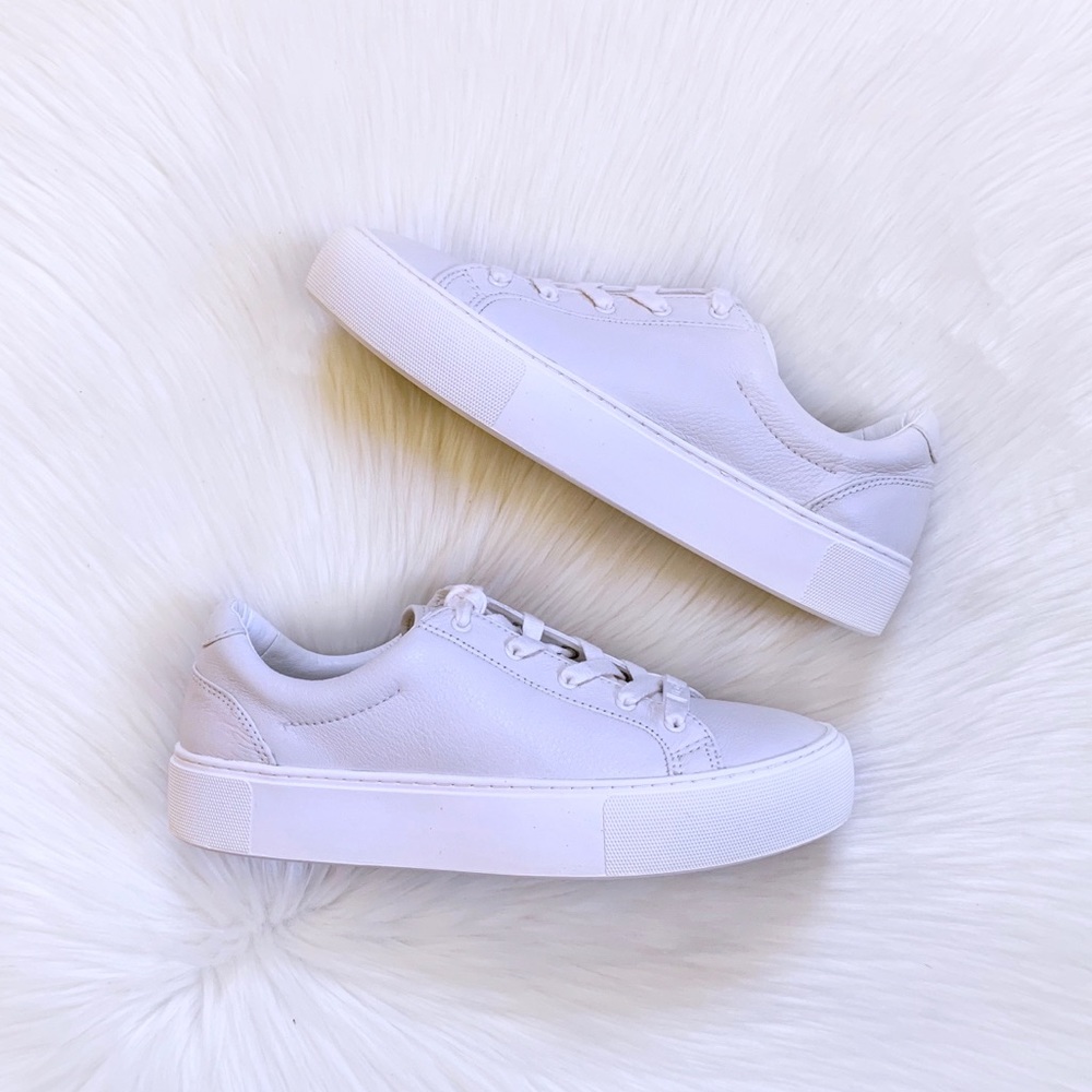 UGG Zilo White Leather Sneakers - Picture 4 of 7